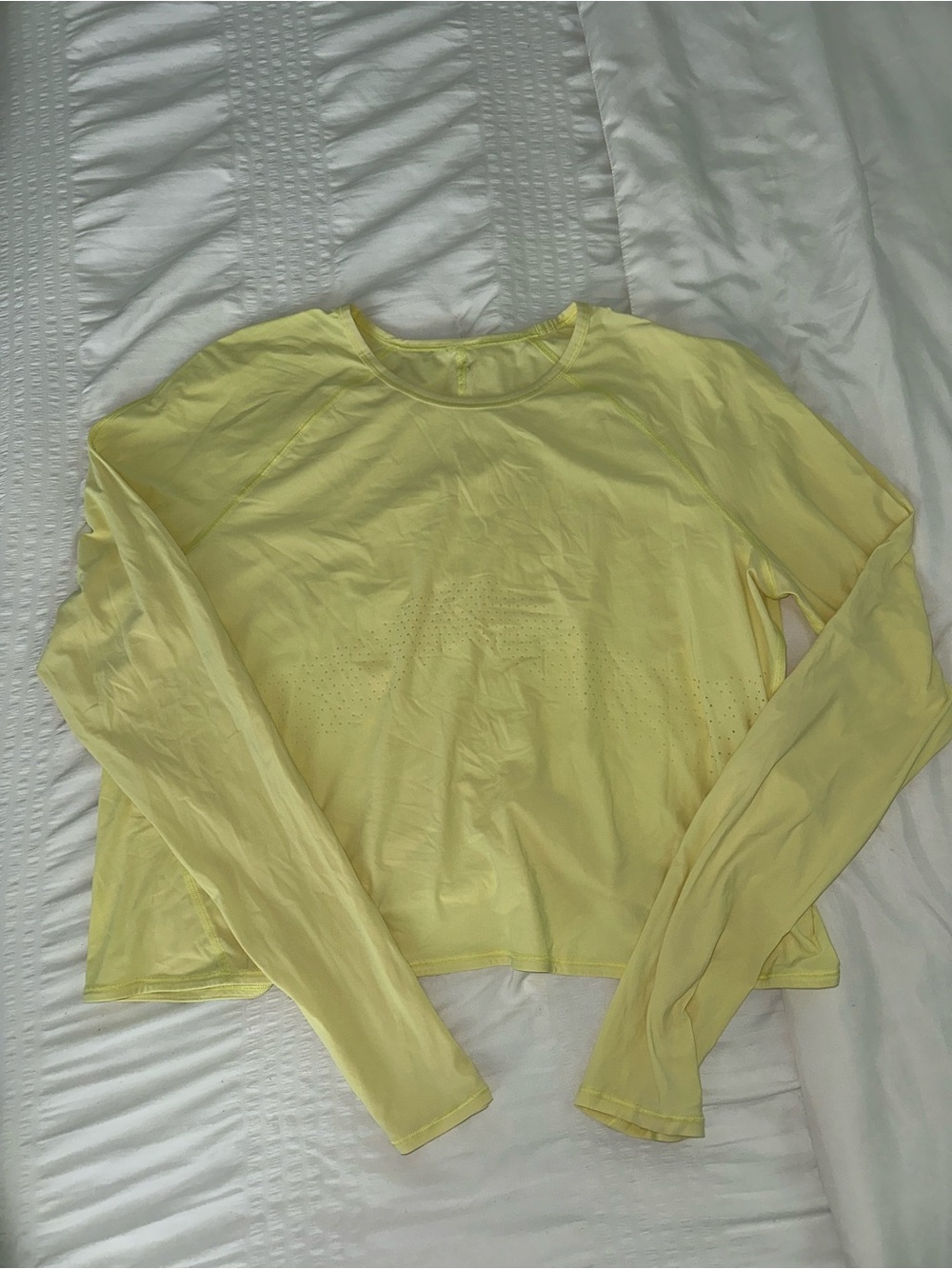 lululemon athletica Lightweight Pale Neon Yellow Top - Picture 2 of 2